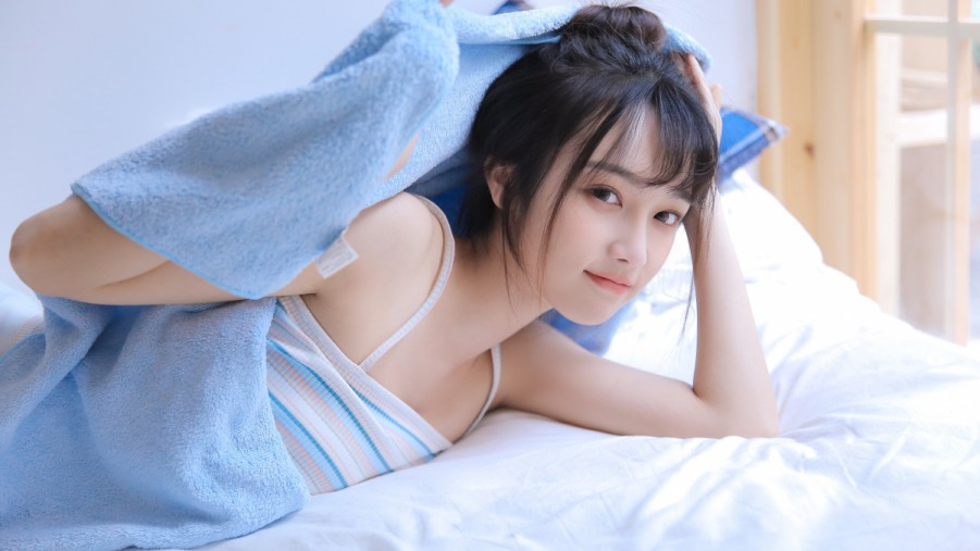 山区爸爸们资金支持乡村足球场建设